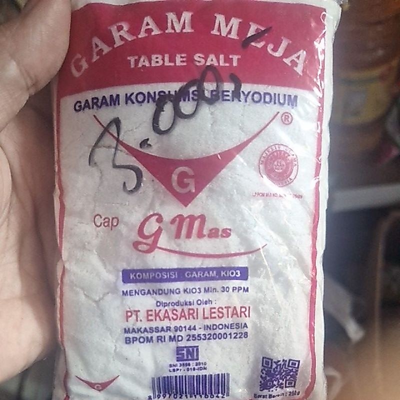 garam halus. garam kasar