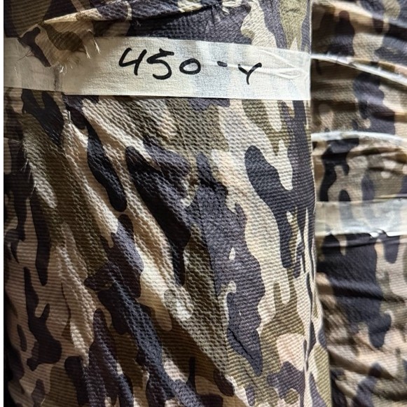kain parasit motif loreng tipis lembut ccok untuk jaket running hrga yard 90cm x150cm