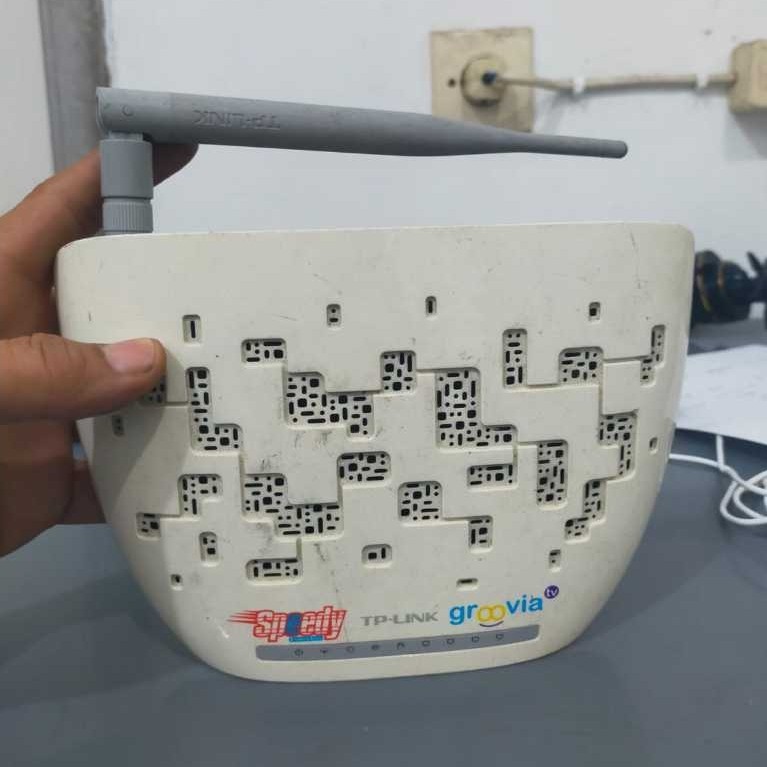 Modem Router TP-Link TD-W8951ND 150Mbps Wireless N ADSL2+ - Unit Only - Bekas Normal