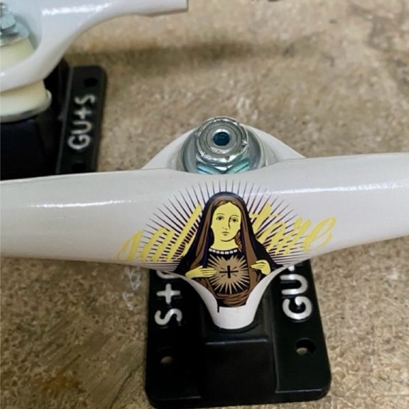 GUTS Truck Skateboard 5,25