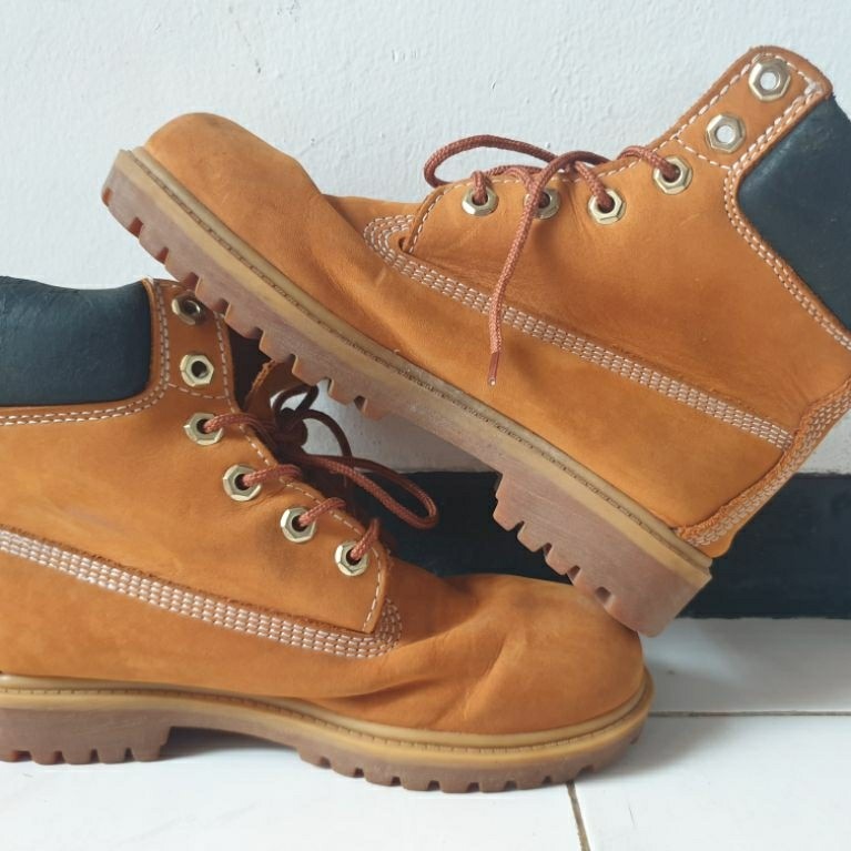 SEPATU BOOTS SECOND BRAND