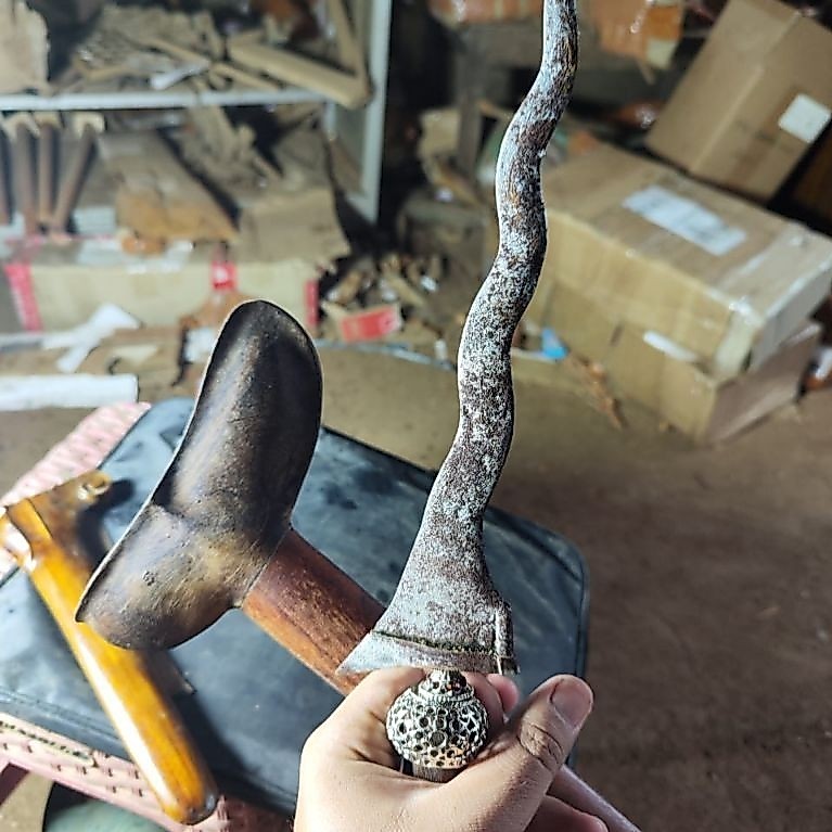 Keris Luk Sepuh Kuno Warangka Gayaman Yogyakarta Jogja Mendak Selut Perak Tosan Aji Asli