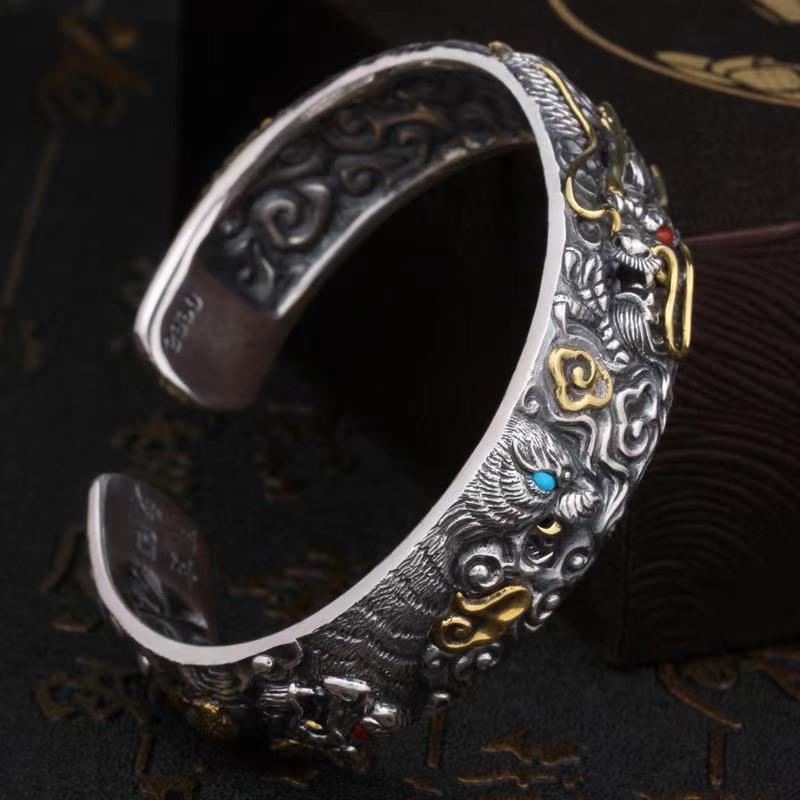 Gelang pria bergaya kuno, unik dan berani, gelang terbuka.