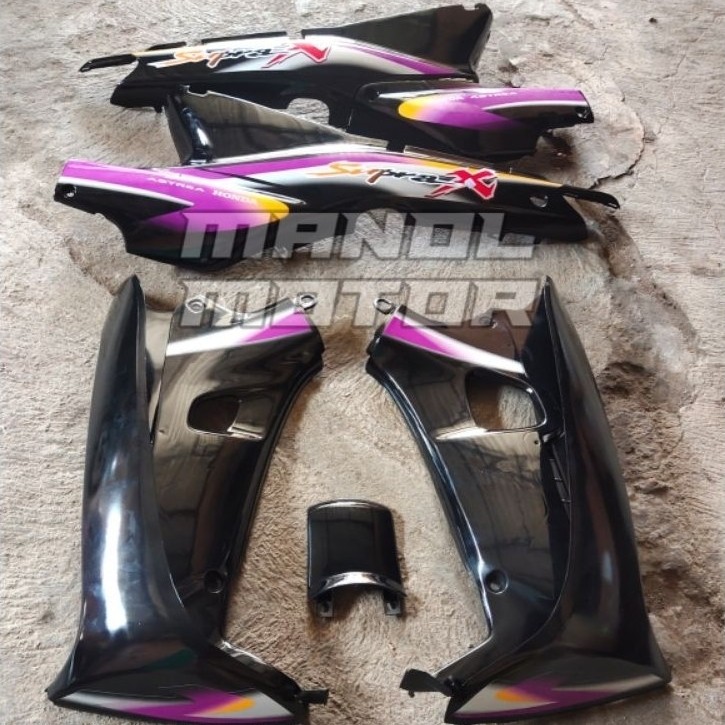 Paket body Supra x 110/lama tahun2001 dek body set sayap Supra old hitam-ungu