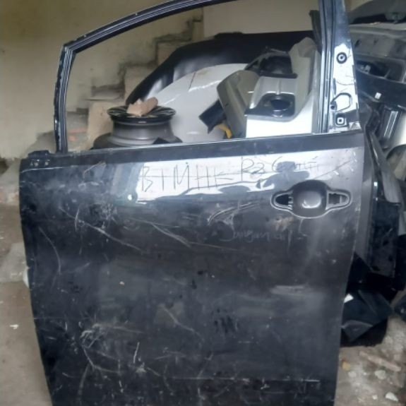 Pintu Depan Toyota Alphard 2020