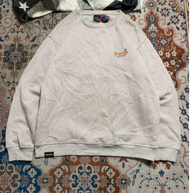 CREWNECK GROOVE RHYME