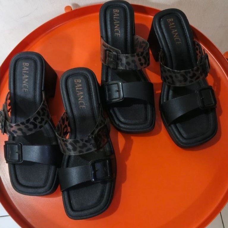 Preloved Sandal Wanita