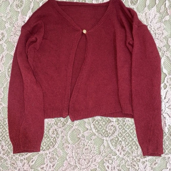 cardigan merah