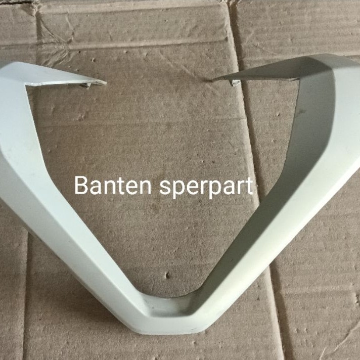 Cover/lis batok vario new 125/150 (original copotan)