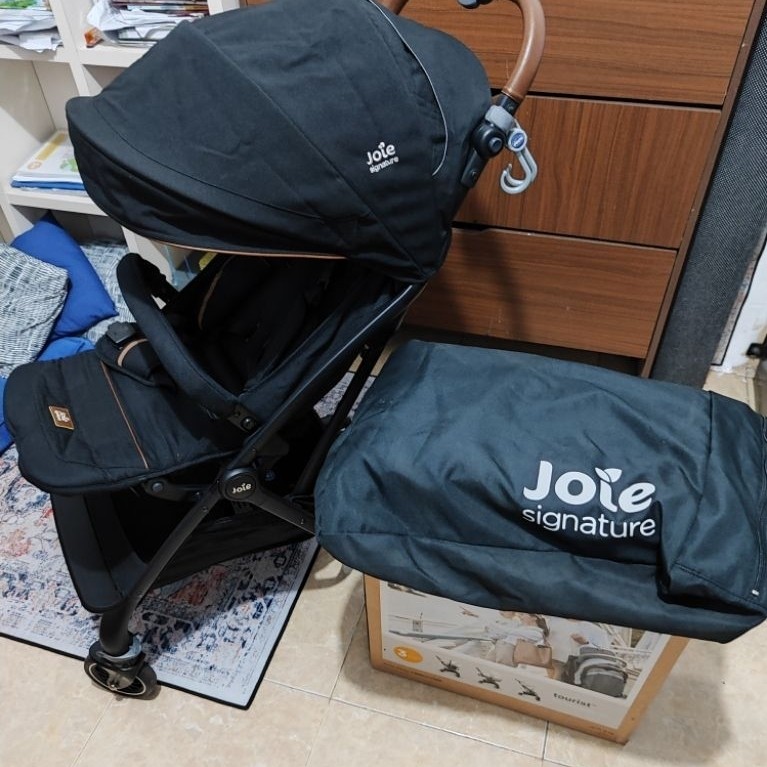 Joie Signature Tourist