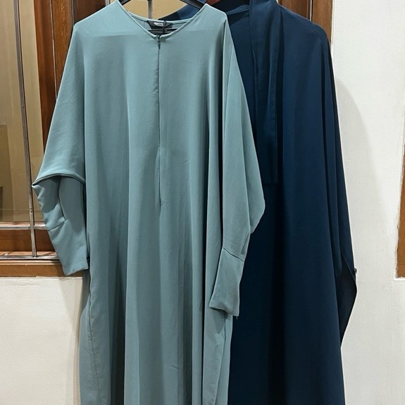 Preloved Aljenna bundling Jemima abaya buttermint & FK LP Dark teal