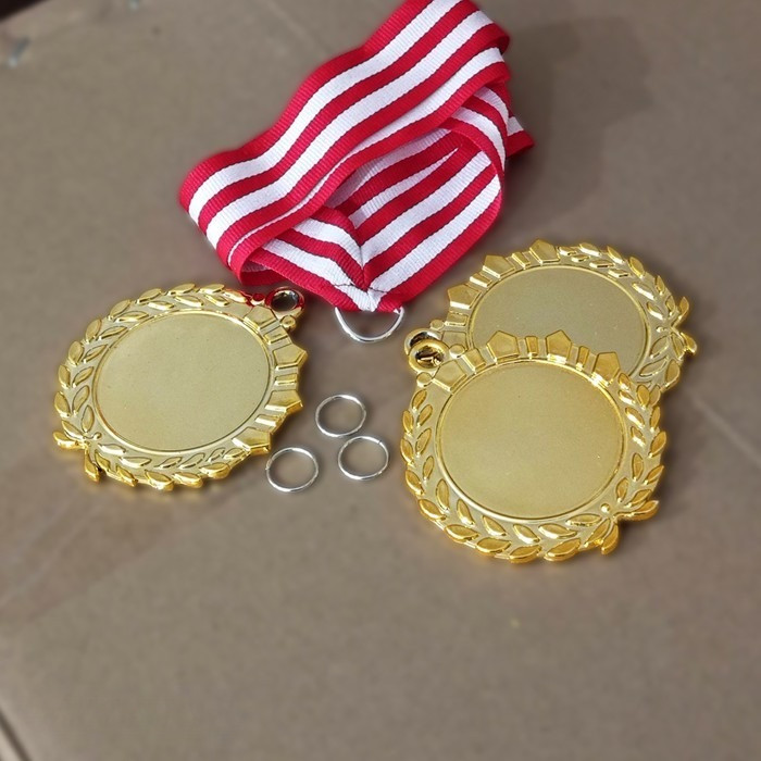 Medali Plastik UM-MR Gold (25pcs)