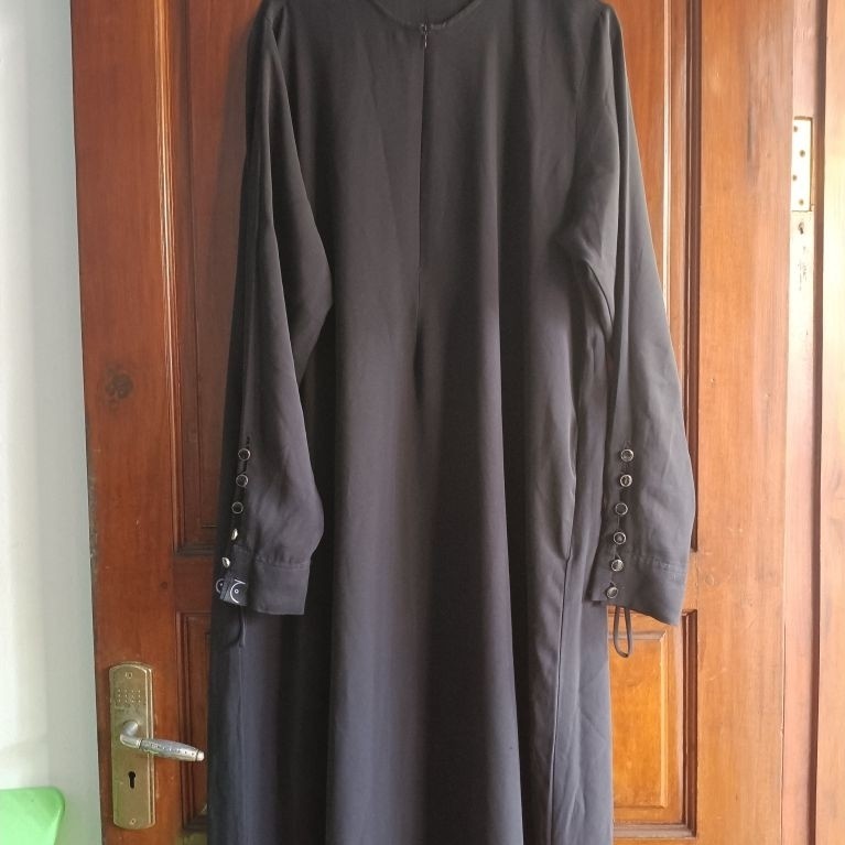 Preloved Saila Aljenna Black Mazen Defect Size L