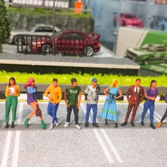 Paket Figure Diorama Hotwheels (RANDOM 5 PCS + FREE 1 PCS ), Miniscale 1/64 - Painted