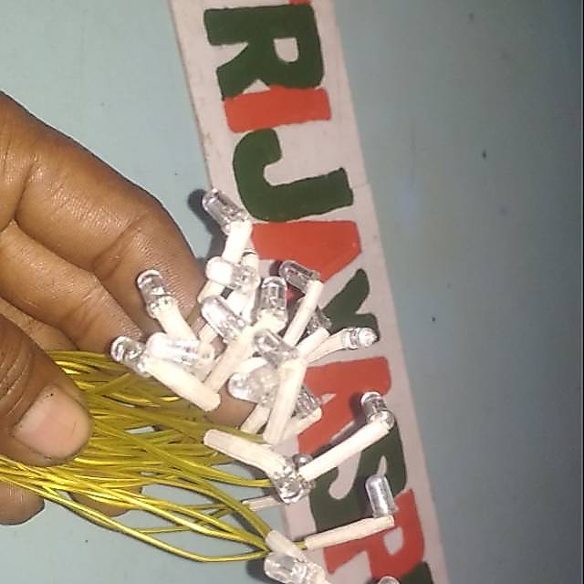Lampu LED komponen cadangan tambal ban listrik
