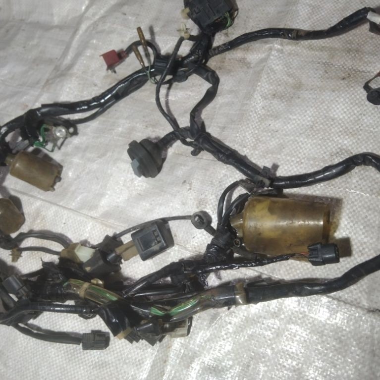 kabel body honda cbr 150r facelift original copotan nominus