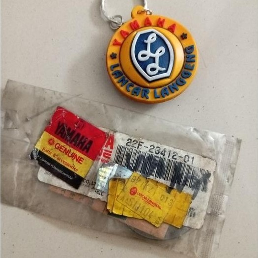 MANGKOK KOMSTIR ATAS YAMAHA RXK RX KING /RX-KING 135 ORIGINAL YGP 22F-23412-01 TOPPSSS