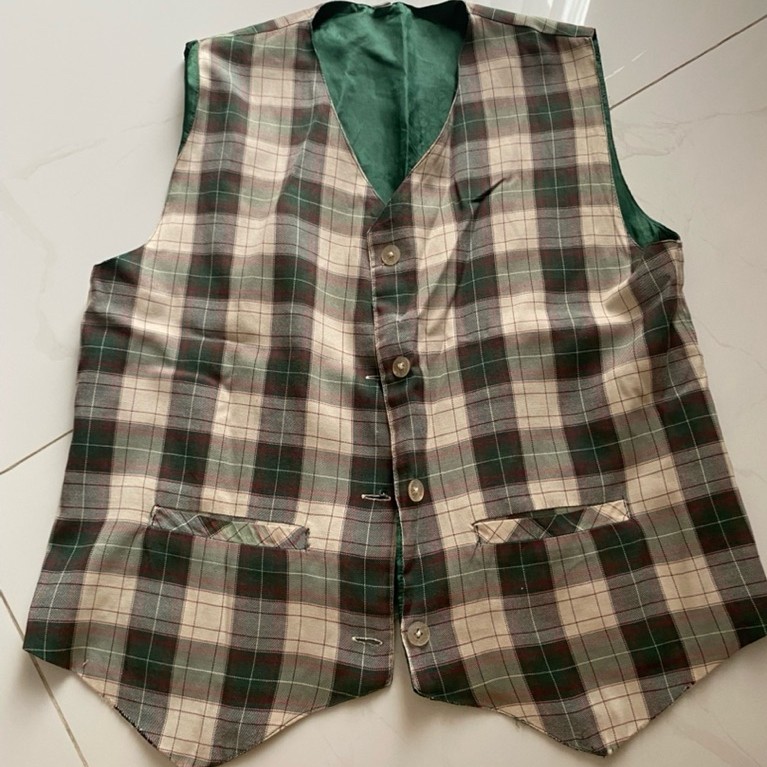 Preloved Seragam Kemeja Kotak Rompi Hijau SD SMP SMA IPEKA