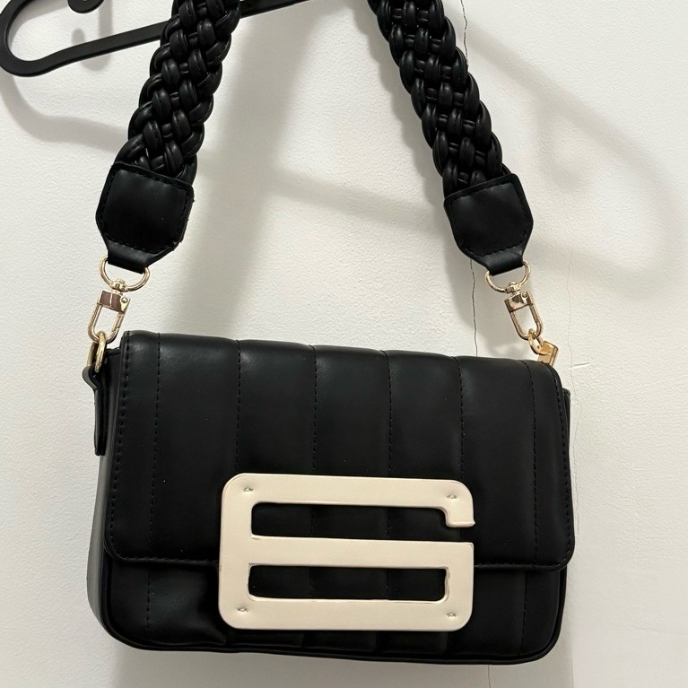 Tas preloved Gosh Hitam