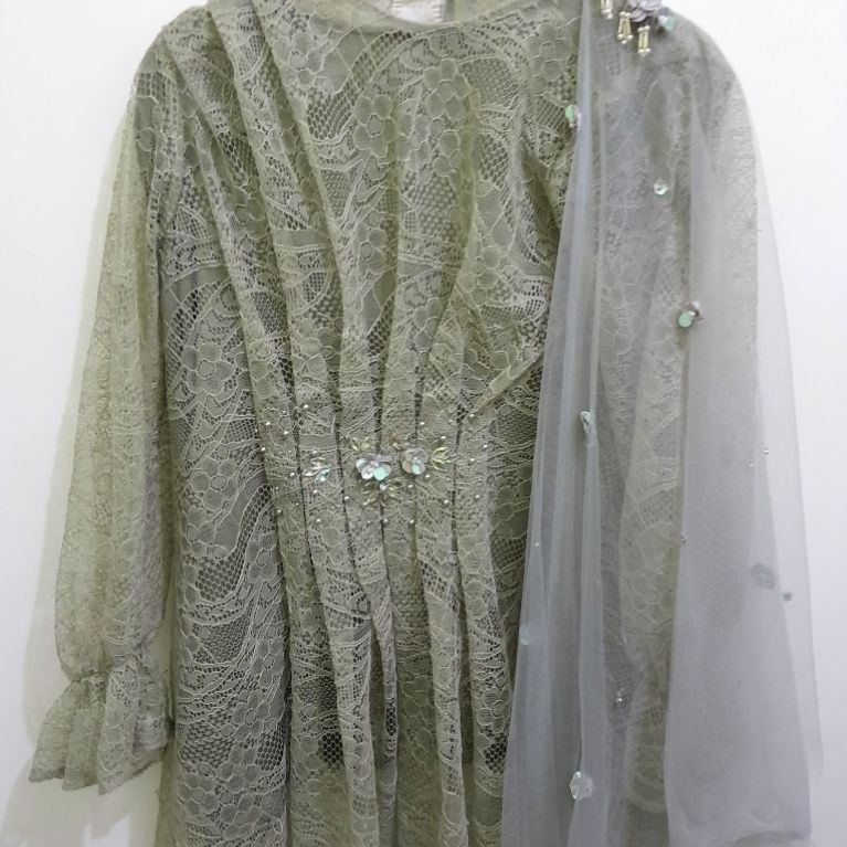Preloved kebaya jaleela wisuda