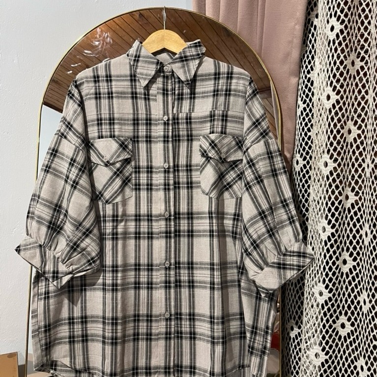Preloved kemeja INGNI kotak2 oversize (New)