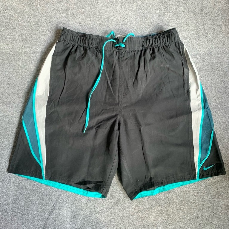 preloved / celana olahraga / Running short / board short / celana lari / surfing / Nike Board Short