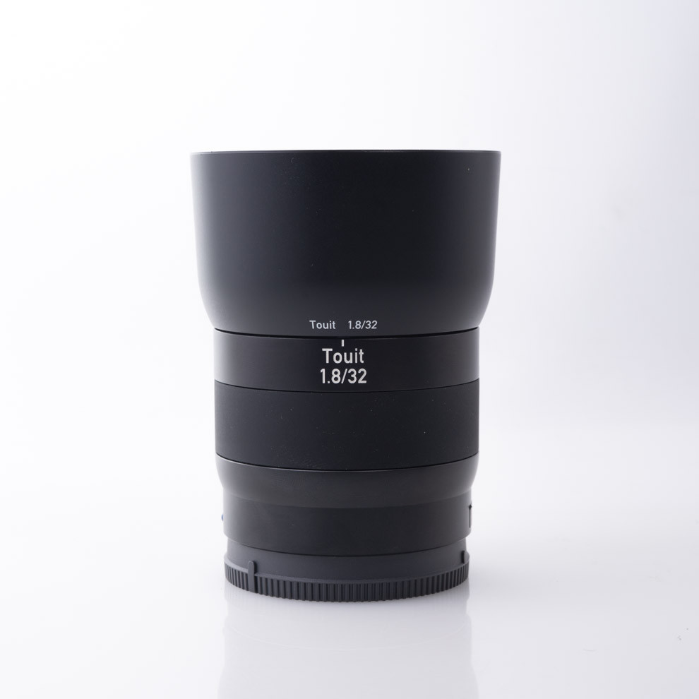 Zeiss Touit 32mm F1.8 For Sony E-Mount apsc - Excellent 374