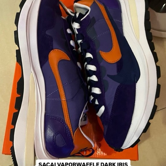 Nike x SACAI VAPORWAFFLE DARK IRIS
