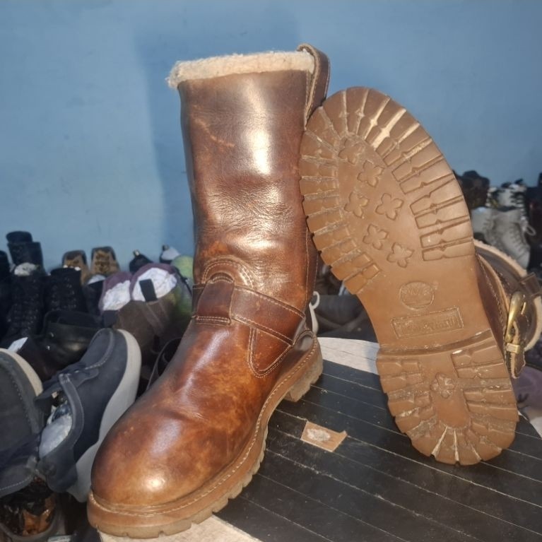Sepatu Boots Second Timberland Size 39