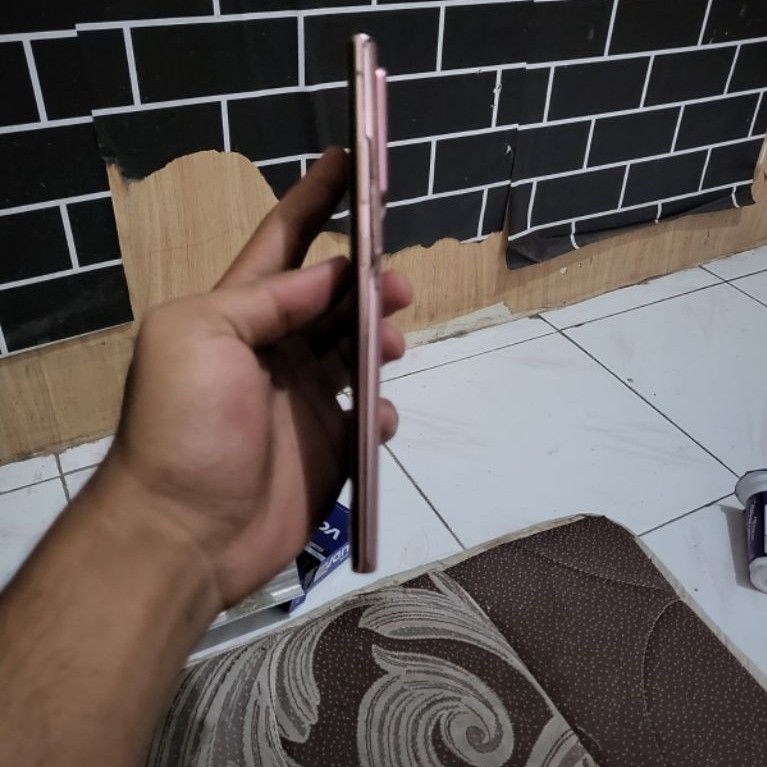 lcd+ frame Samsung note 20 ultra minus.