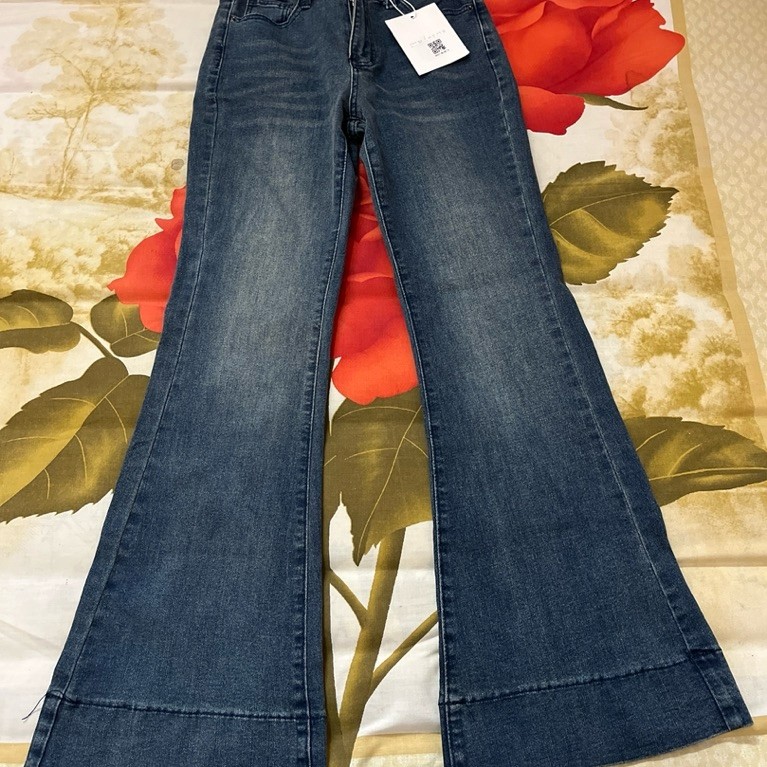 LULU JEANS CUTBRAY NEW PRELOVED UKURAN S