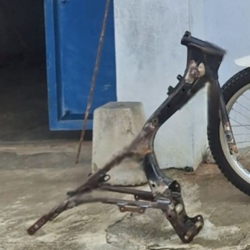 RANGKA GL 100 MENTAH GL 100 BUNTUTAN MJS TATANAN NGANJUK