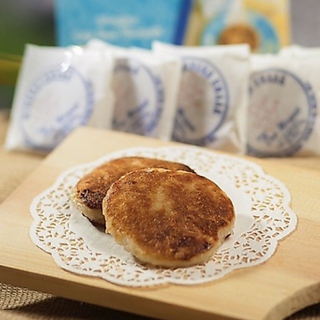 WINGKO DUA MERPATI KHAS BLORA - Oleh2 / Kue - Original Kelapa