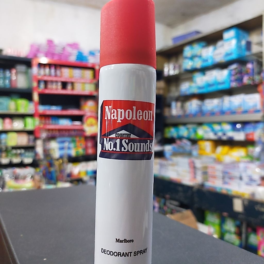 marlboro Napoleon Apel & Black