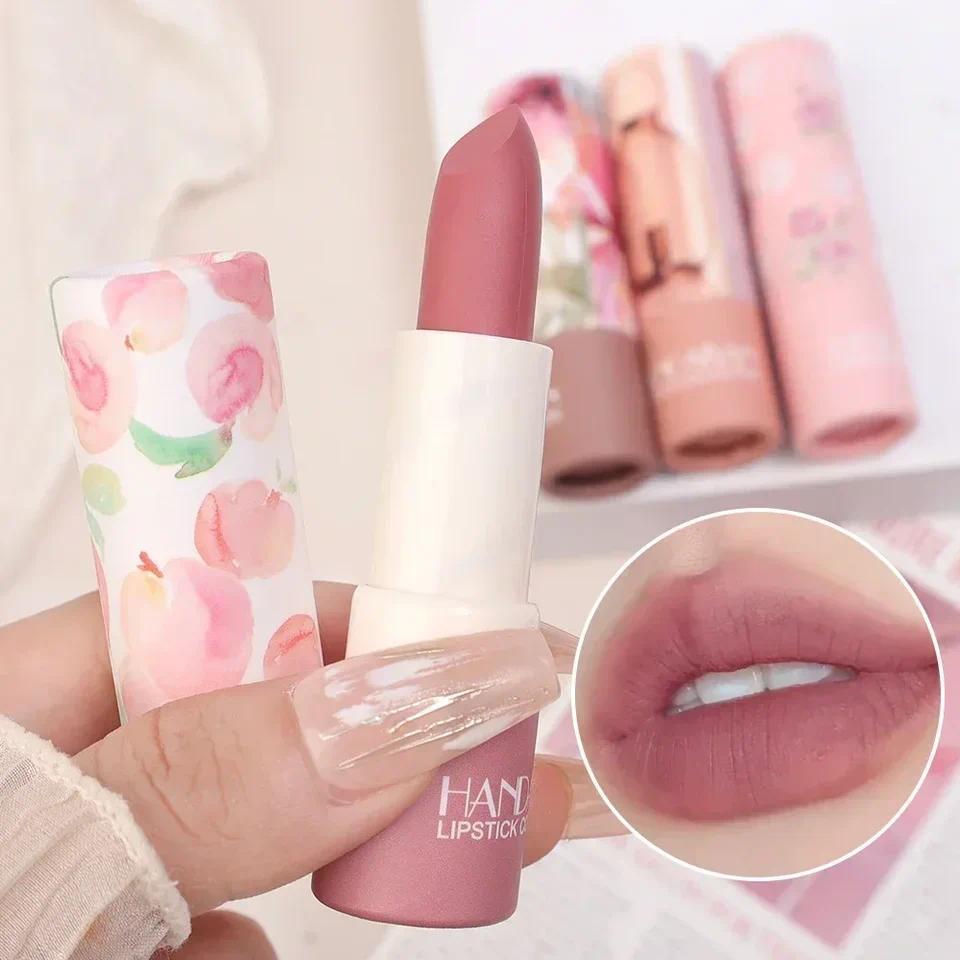 Lipstik Velvet Matte Nude Pink Mawar Warna Rendering Tahan Lama Tidak Menempel di Cangkir Lipstik Se