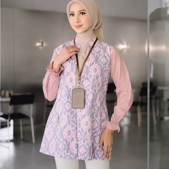 BATIK WANITA BATIK COUPLE BATIK MODERN BATIK KERJA BATIK CANTIK BATIK TENUN BLAZER