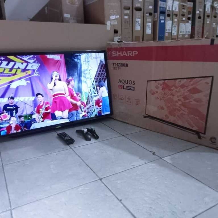 TV LED SHARP 32IN HD DIGITAL TV KONDISI BEKAS PEMAKAIAN MASIH SEGEL 6586F