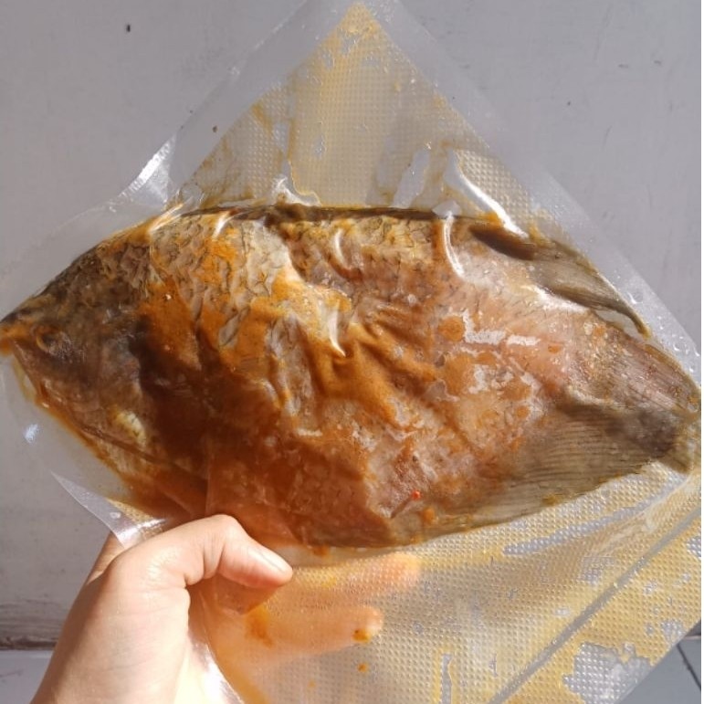 Frozen Food _ Ikan Gurame Bumbu Kuning _ Seafood Frozen
