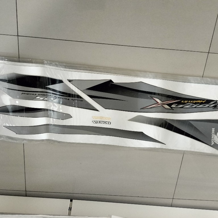 STRIPING KANAN SUPRA X 871-X0-KYZ-900ZCR ORIGINAL