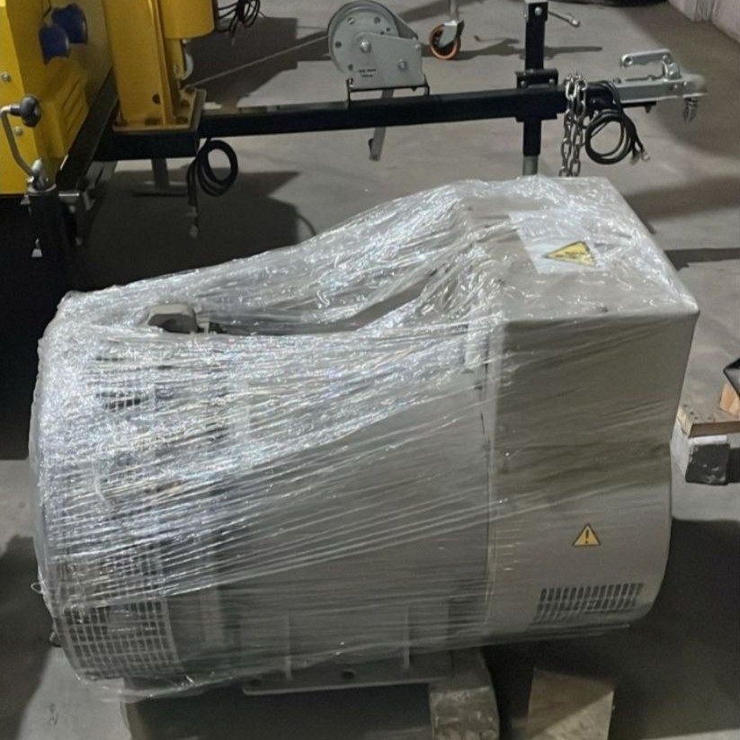 ALTERNATOR STAMFORD 25KVA + packing kayu