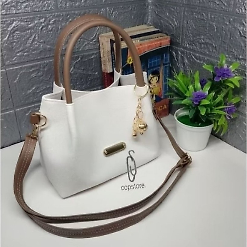 Tas wanita salempang bahu jinjing terbaru kiara bag stylish slingbag hanbag