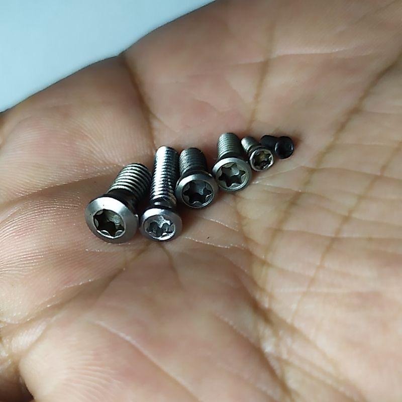 Baut Screw Bintang M2 M2.5 M3.5 M4 M5 baut Insert Bubut baut Holder Milling Baut Holder baut insert 