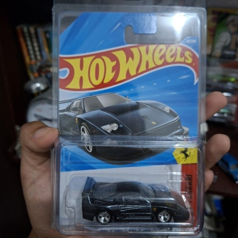 Hot Wheels Super Treasure Hunt Ferrari F40 Competizione - HW STH Ferrari