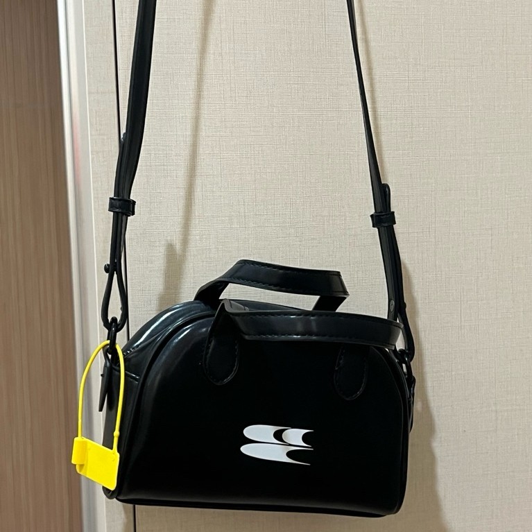 Crying Center Mini Boston Bag Black
