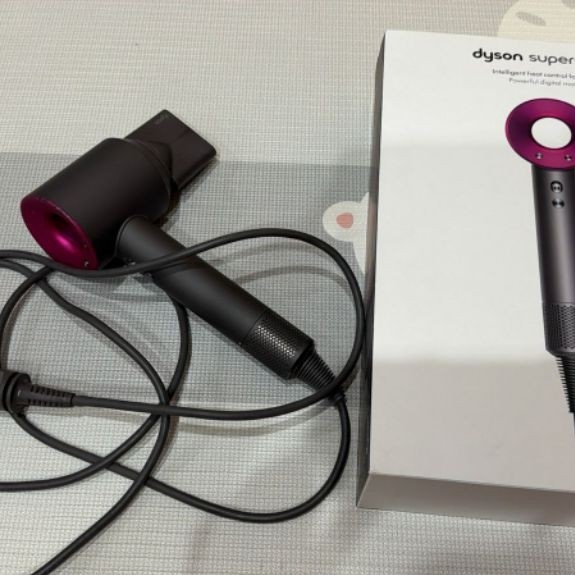 ORIGINAL DYSON HAIRDRYER SUPERSONIC PENGERING RAMBUT PRELOVED (Wajib baca keterangan)
