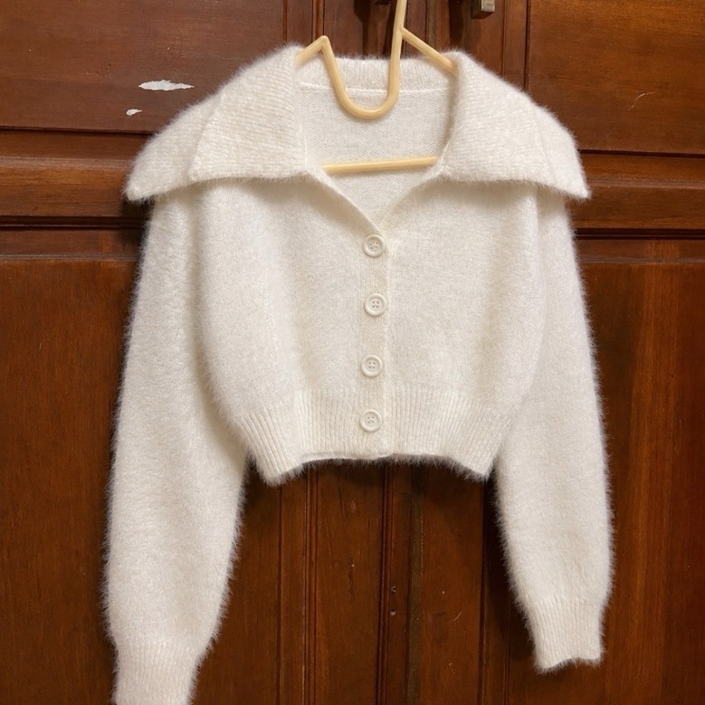 cardigan fuzzy crop