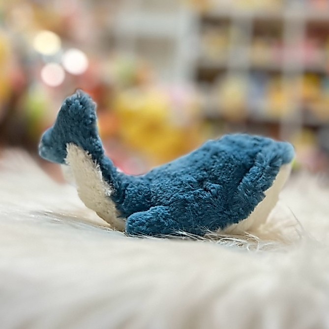 Boneka jellycat wally whale like new