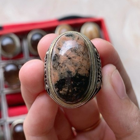 Cincin Batu Akik Pink Borneo