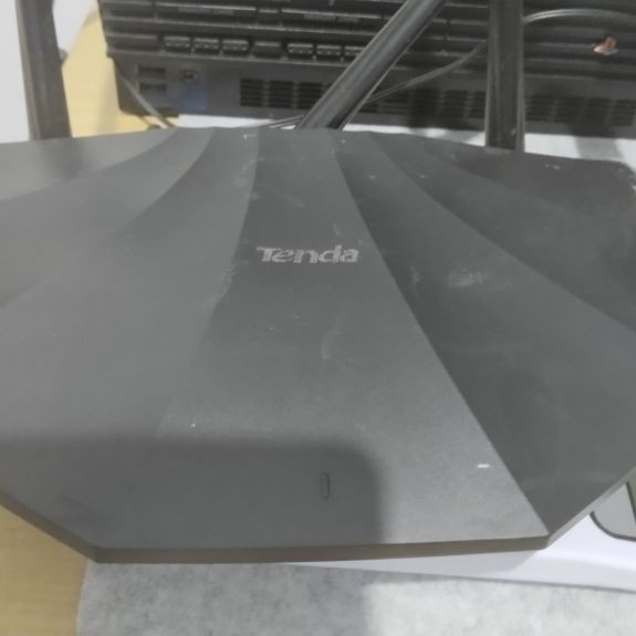 Router Tenda Ac 23 (2100)