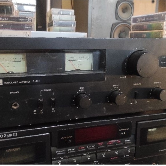 Amplifier Sansui A-40